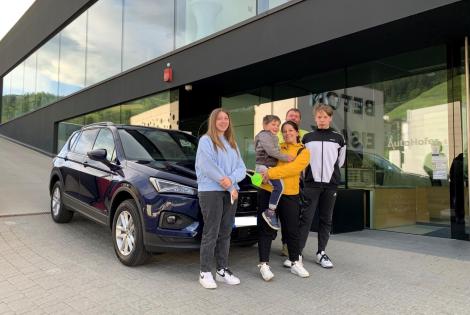 seat-tarraco-style-gb491ysa-peter-ladurner-with-family