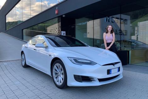 tesla-model-s-gf563nv-mayrhofer-julia